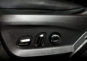 Подержанный автомобиль Exeed TXL 2022 года (21 фото)