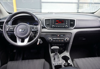 Подержанный автомобиль Kia Sportage 2019 года (12 фото)