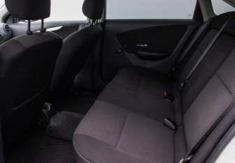 Подержанный автомобиль Nissan Almera Sedan 2018 года (11 фото)