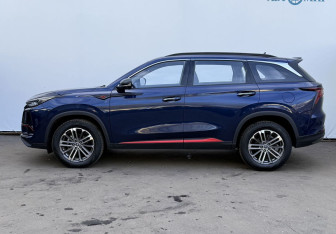 Подержанный автомобиль Changan CS75PLUS 2023 года (8 фото)