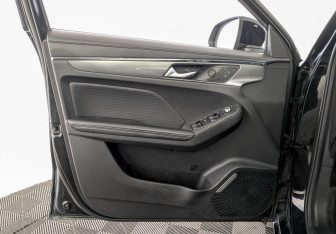 Подержанный автомобиль Haval Jolion 2022 года (19 фото)