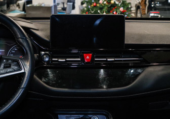 Подержанный автомобиль Москвич 3 2024 года (10 фото)