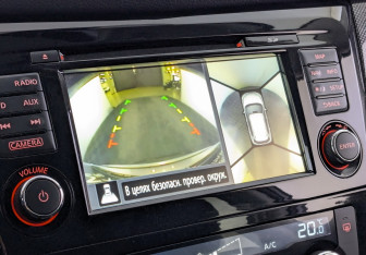 Подержанный автомобиль Nissan X-Trail 2017 года (28 фото)