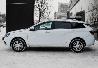 Подержанный автомобиль LADA (ВАЗ) Vesta Wagon 2019 года (8 фото)