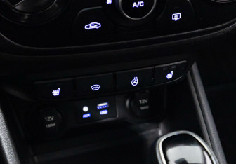 Подержанный автомобиль Hyundai Solaris Sedan 2018 года (10 фото)