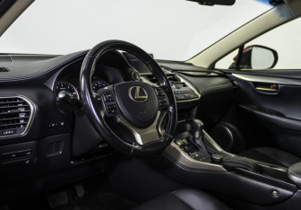 Подержанный автомобиль Lexus NX 2016 года (9 фото)