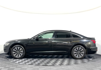 Подержанный автомобиль Audi A6 Sedan 2021 года (8 фото)