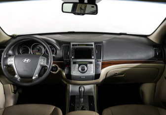 Подержанный автомобиль Hyundai ix55 2011 года (18 фото)