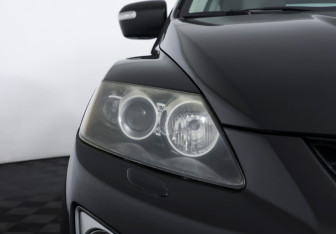 Подержанный автомобиль Mazda CX-7 2010 года (22 фото)