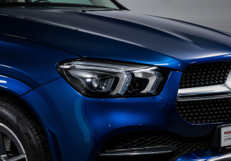 Подержанный автомобиль Mercedes-Benz GLE 2019 года (16 фото)