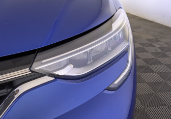 Подержанный автомобиль Renault Arkana 2021 года (11 фото)