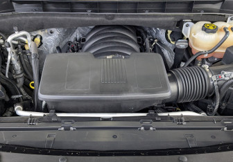 Подержанный автомобиль Cadillac Escalade Suv 2023 года (9 фото)