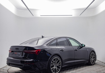 Подержанный автомобиль Audi A6 Sedan 2018 года (5 фото)