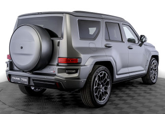 Новый Tank 700 2025 (2 фото)