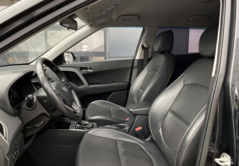 Подержанный автомобиль Hyundai Creta 2019 года (22 фото)