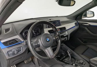 Подержанный автомобиль BMW X2 2020 года (18 фото)