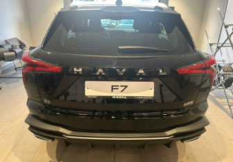 Новый Haval F7 2025 (4 фото)
