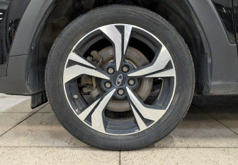 Подержанный автомобиль Москвич 3 2023 года (12 фото)