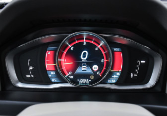 Подержанный автомобиль Volvo XC70 2012 года (7 фото)