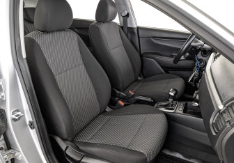 Подержанный автомобиль Kia Rio Hatchback 2019 года (24 фото)