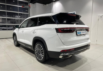 Подержанный автомобиль Jetour X90 Plus 2023 года (7 фото)