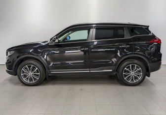 Подержанный автомобиль Geely Atlas Pro 2023 года (8 фото)