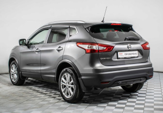 Подержанный автомобиль Nissan Qashqai 2016 года (7 фото)