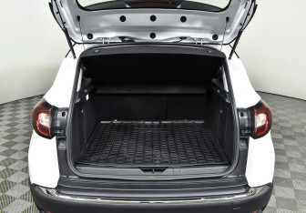 Подержанный автомобиль Renault Kaptur 2021 года (19 фото)