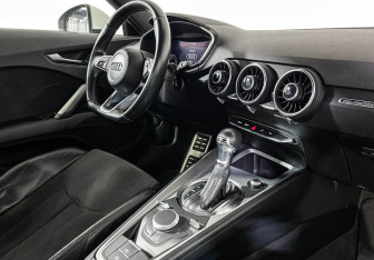 Подержанный автомобиль Audi TT Coupe 2018 года (9 фото)