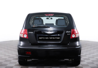 Подержанный автомобиль Hyundai Getz 2005 года (6 фото)
