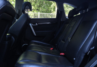 Подержанный автомобиль Chevrolet Captiva 2014 года (8 фото)