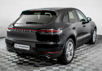 Подержанный автомобиль Porsche Macan 2020 года (5 фото)