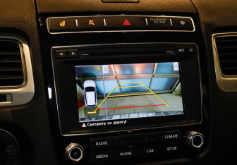 Подержанный автомобиль Volkswagen Touareg 2016 года (17 фото)