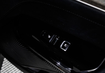 Подержанный автомобиль Kia K5 2020 года (15 фото)