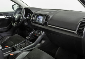 Подержанный автомобиль Skoda Karoq 2020 года (9 фото)