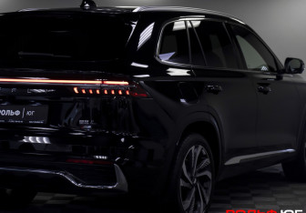 Подержанный автомобиль Geely Monjaro 2023 года (42 фото)