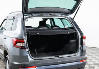 Подержанный автомобиль Skoda Karoq 2020 года (9 фото)