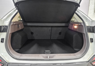 Новый FAW Bestune T77 2023 (8 фото)