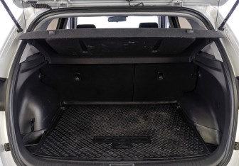 Подержанный автомобиль Hyundai Creta 2018 года (10 фото)