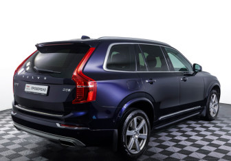 Подержанный автомобиль Volvo XC90 2015 года (5 фото)