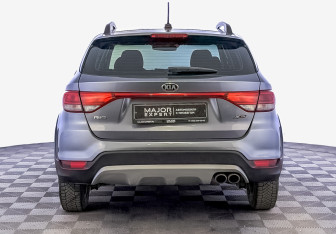 Подержанный автомобиль Kia Rio Hatchback 2019 года (6 фото)