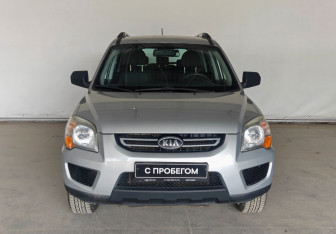Подержанный автомобиль Kia Sportage 2009 года (2 фото)