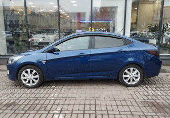 Подержанный автомобиль Hyundai Solaris Sedan 2015 года (5 фото)