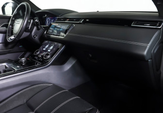 Подержанный автомобиль Land Rover Range Rover Velar 2019 года (10 фото)