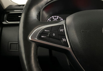 Подержанный автомобиль Renault Arkana 2020 года (15 фото)