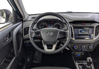 Подержанный автомобиль Hyundai Creta 2021 года (21 фото)