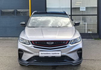 Подержанный автомобиль Geely Coolray 2020 года (2 фото)