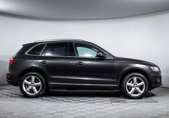 Подержанный автомобиль Audi Q5 2013 года (4 фото)