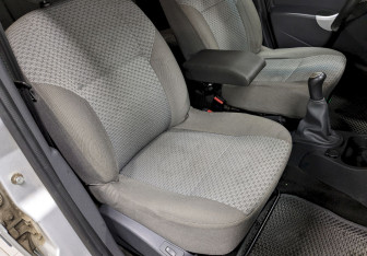 Подержанный автомобиль LADA (ВАЗ) Largus Wagon 2016 года (19 фото)