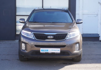 Подержанный автомобиль Kia Sorento 2018 года (2 фото)